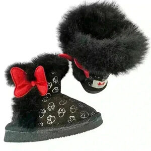 DISNEY MINI MOUSE FAUX FUR BOOTIE SIZE 6T NWOT